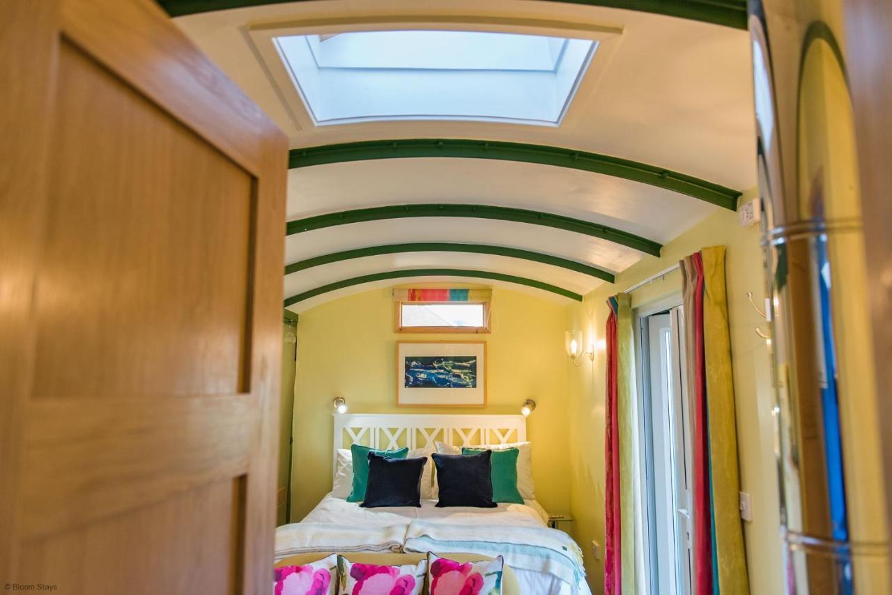 Plumcot Halt By Bloom Stays Canterbury Exteriér fotografie